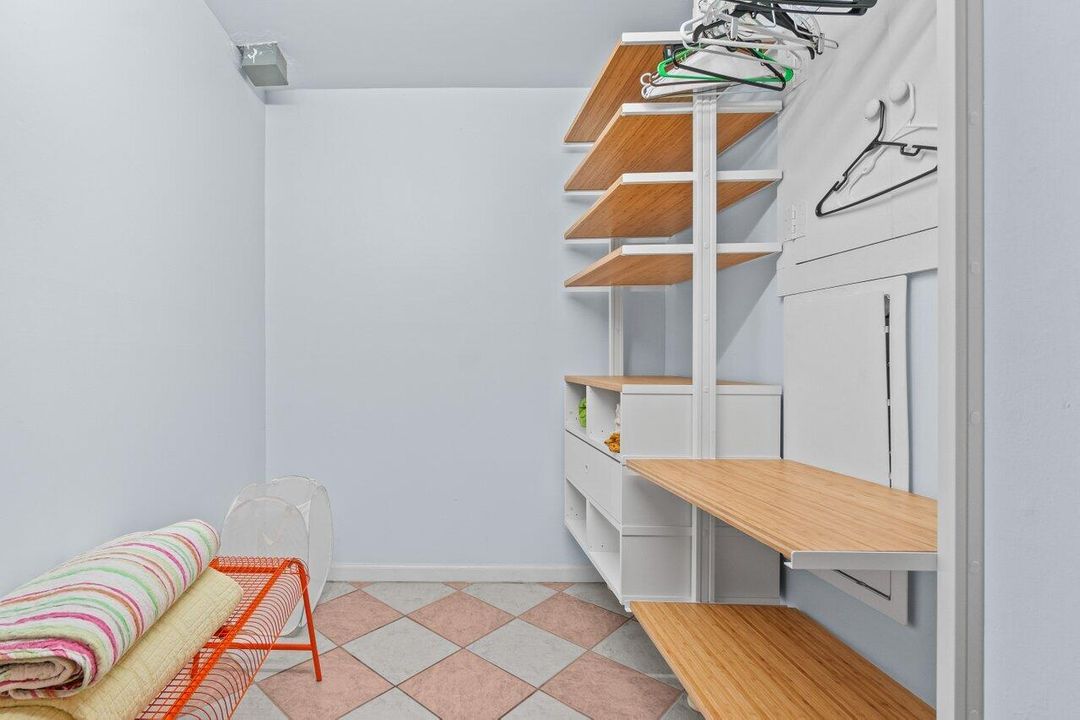 Active With Contract: $519,000 (2 beds, 2 baths, 1544 Square Feet)