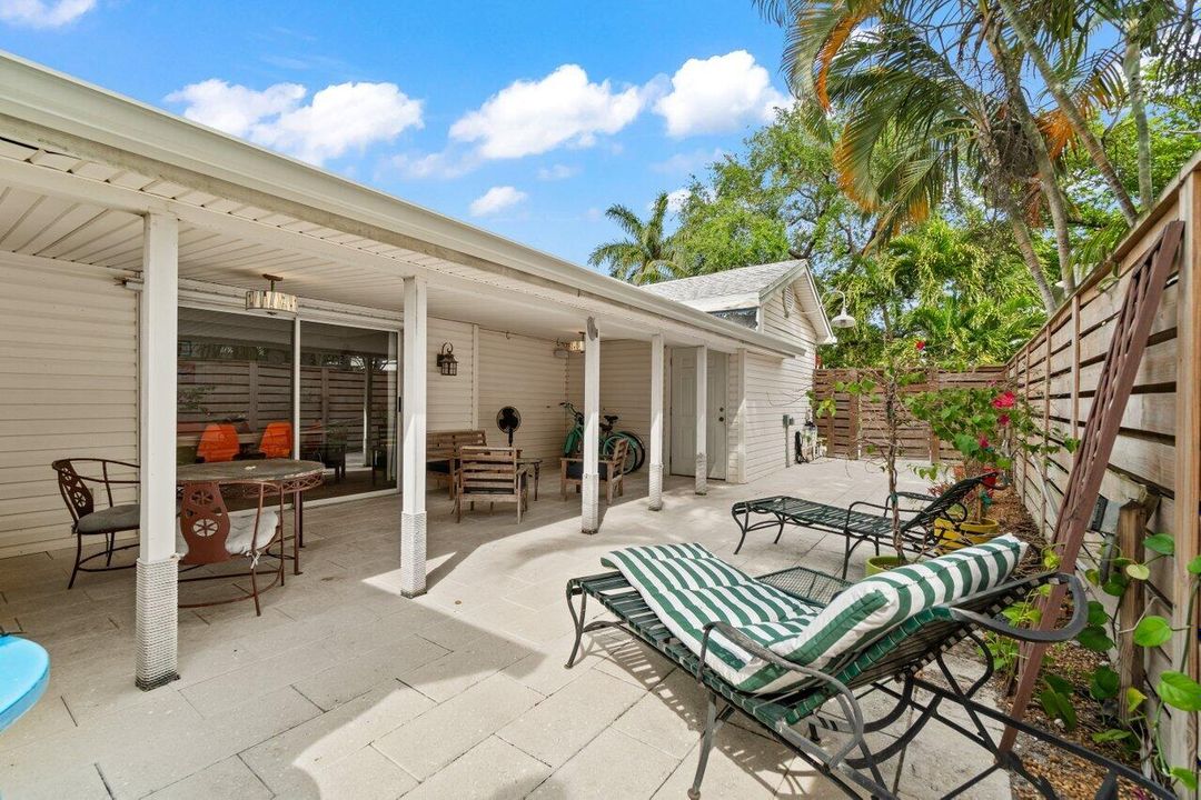 Active With Contract: $519,000 (2 beds, 2 baths, 1544 Square Feet)