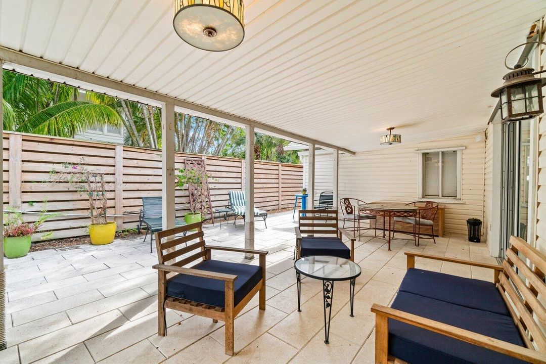 Active With Contract: $519,000 (2 beds, 2 baths, 1544 Square Feet)