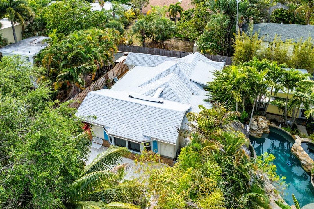 Active With Contract: $519,000 (2 beds, 2 baths, 1544 Square Feet)