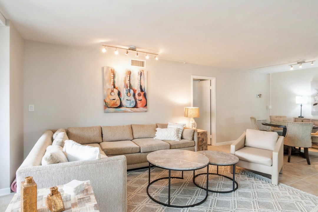 В аренду: $4,000 (2 спален, 2 ванн, 1476 Квадратных фут)