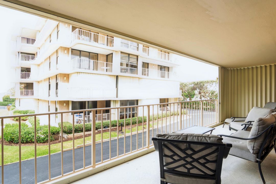 В аренду: $4,000 (2 спален, 2 ванн, 1476 Квадратных фут)