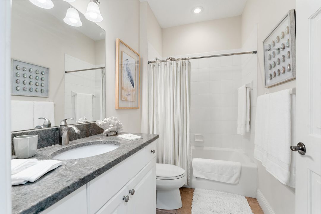 待售: $369,999 (2 贝兹, 2 浴室, 1235 平方英尺)