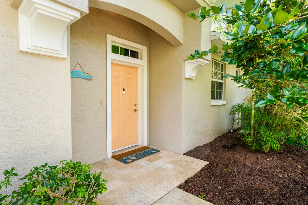 待售: $369,999 (2 贝兹, 2 浴室, 1235 平方英尺)