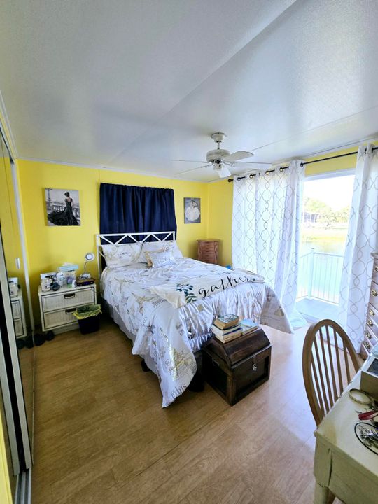 For Sale: $130,000 (2 beds, 1 baths, 799 Square Feet)