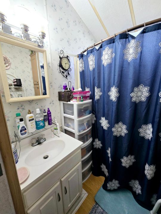 For Sale: $130,000 (2 beds, 1 baths, 799 Square Feet)