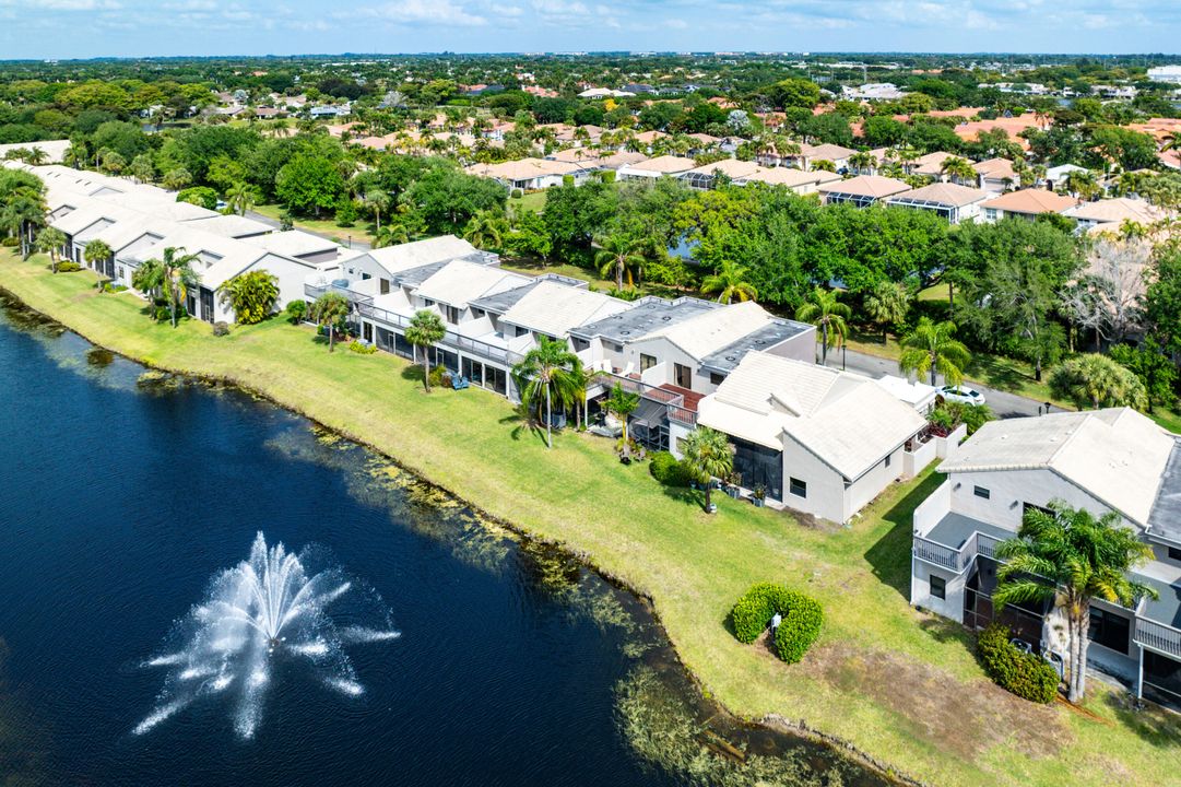 En Venta: $448,500 (3 camas, 2 baños, 1934 Pies cuadrados)