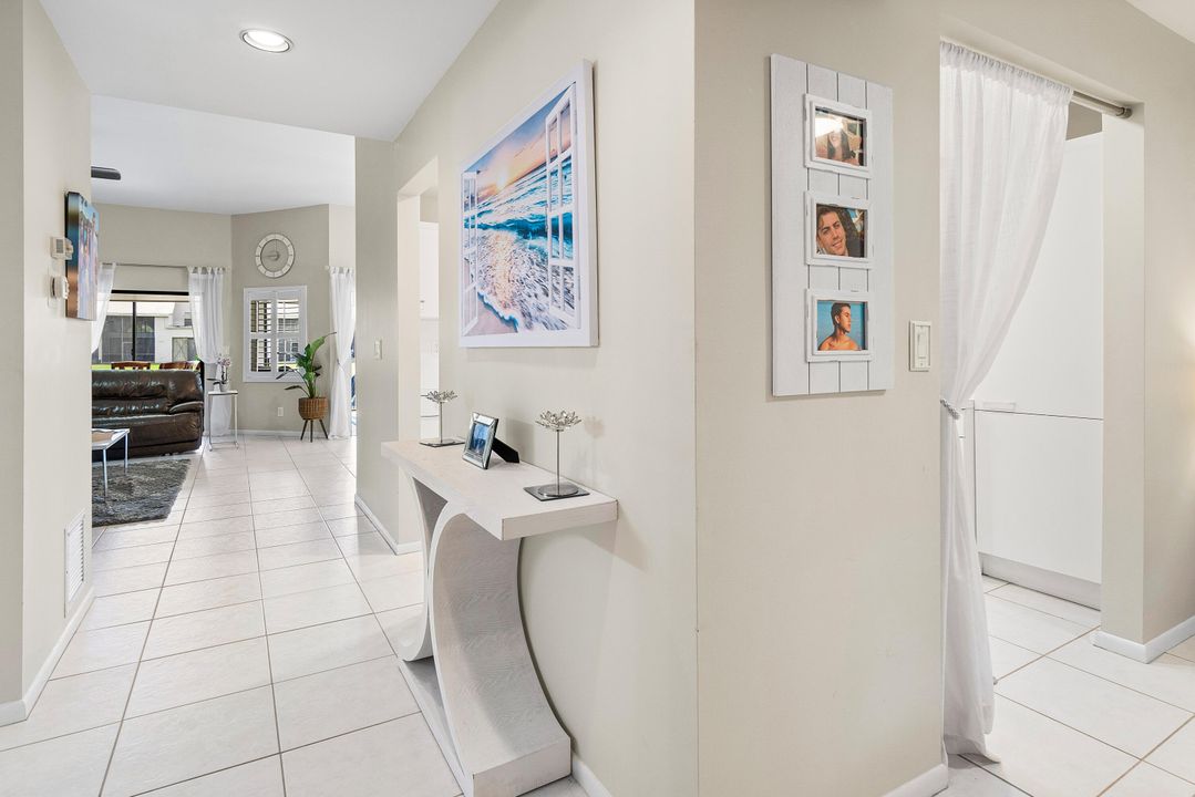 En Venta: $448,500 (3 camas, 2 baños, 1934 Pies cuadrados)