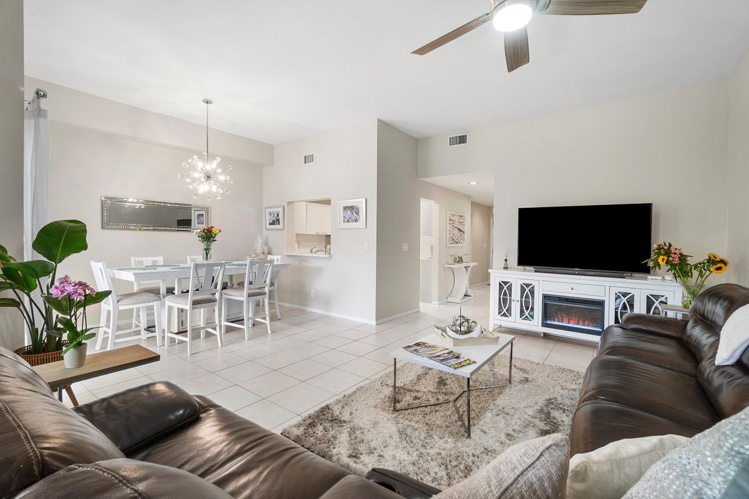 En Venta: $448,500 (3 camas, 2 baños, 1934 Pies cuadrados)