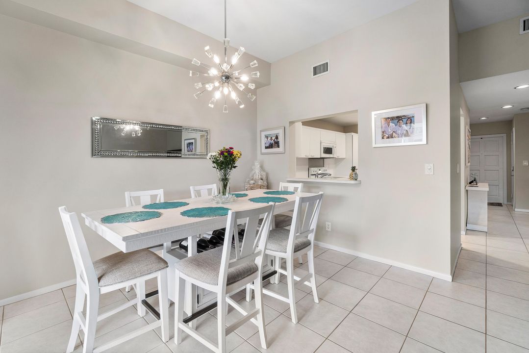 En Venta: $448,500 (3 camas, 2 baños, 1934 Pies cuadrados)