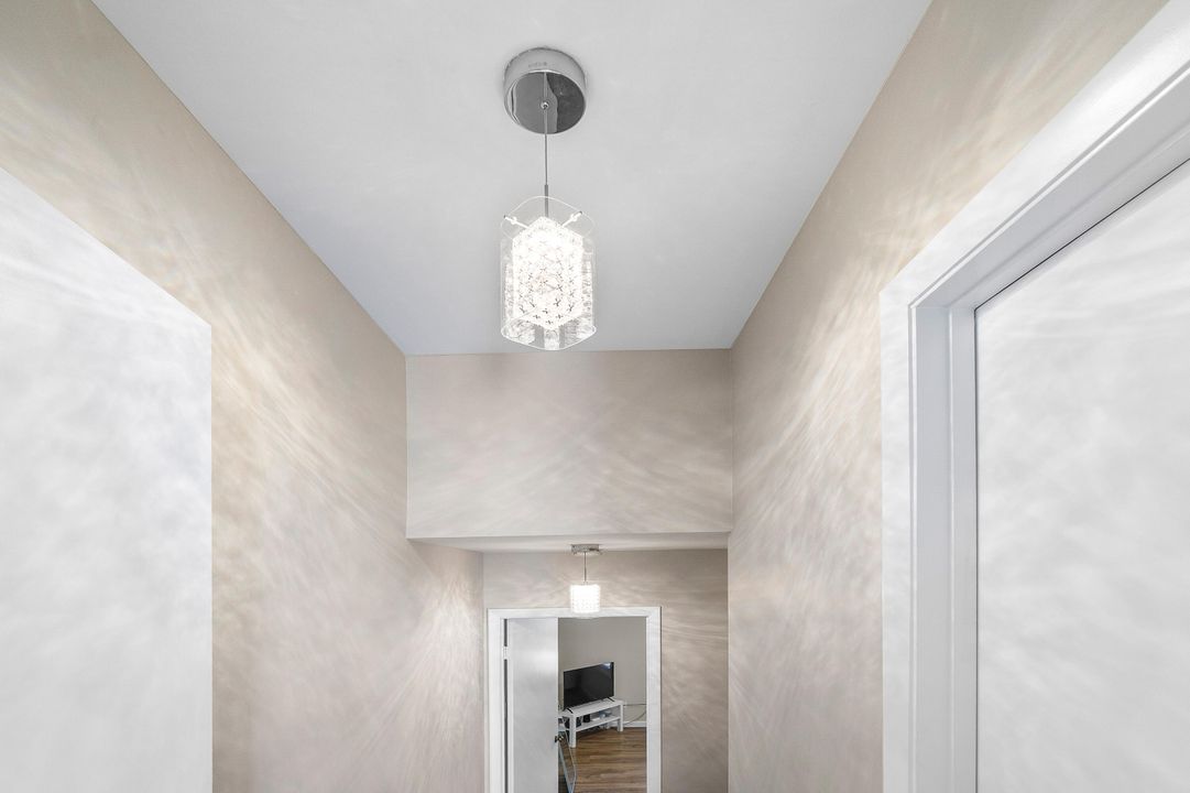 En Venta: $448,500 (3 camas, 2 baños, 1934 Pies cuadrados)