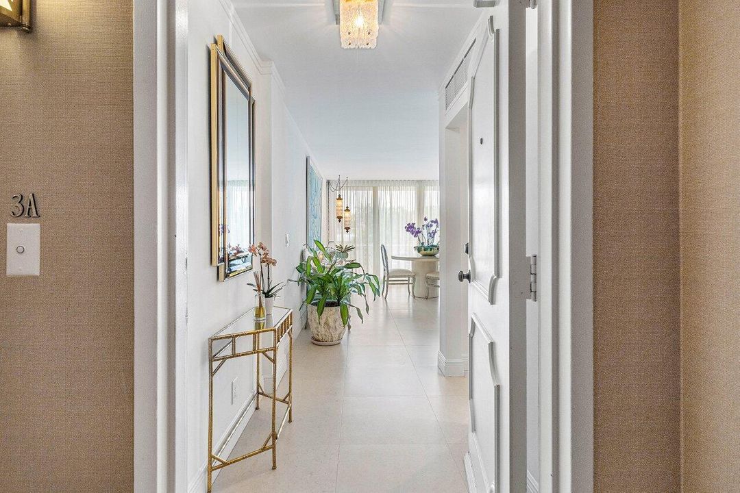 出租: $25,000 (2 贝兹, 2 浴室, 1183 平方英尺)