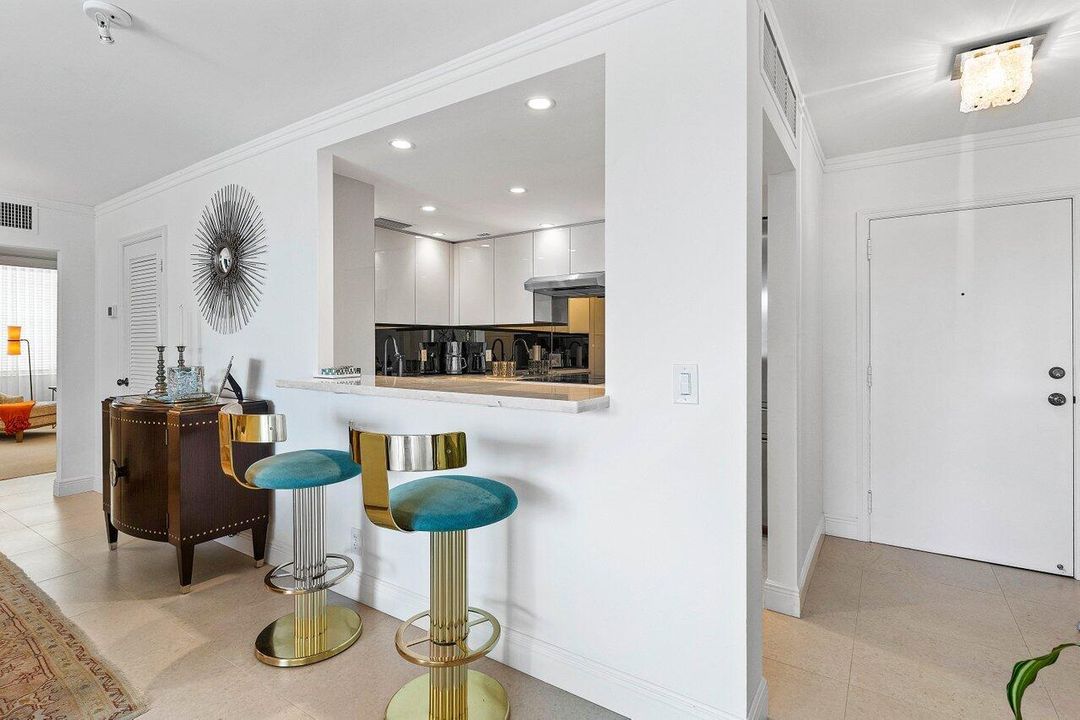 出租: $25,000 (2 贝兹, 2 浴室, 1183 平方英尺)