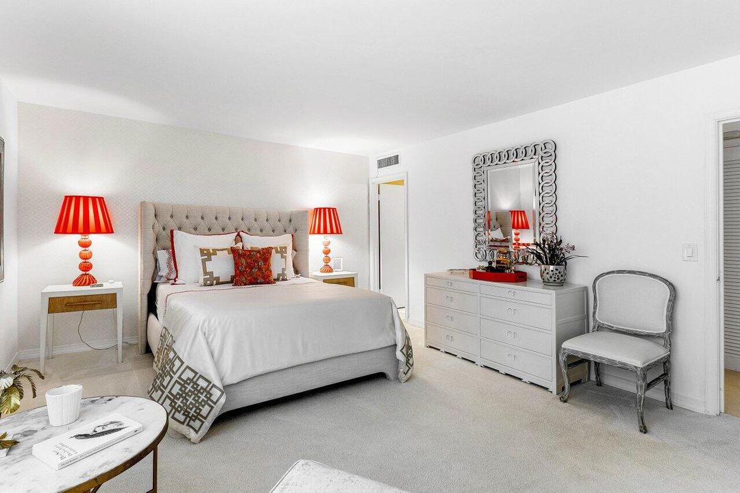 出租: $25,000 (2 贝兹, 2 浴室, 1183 平方英尺)