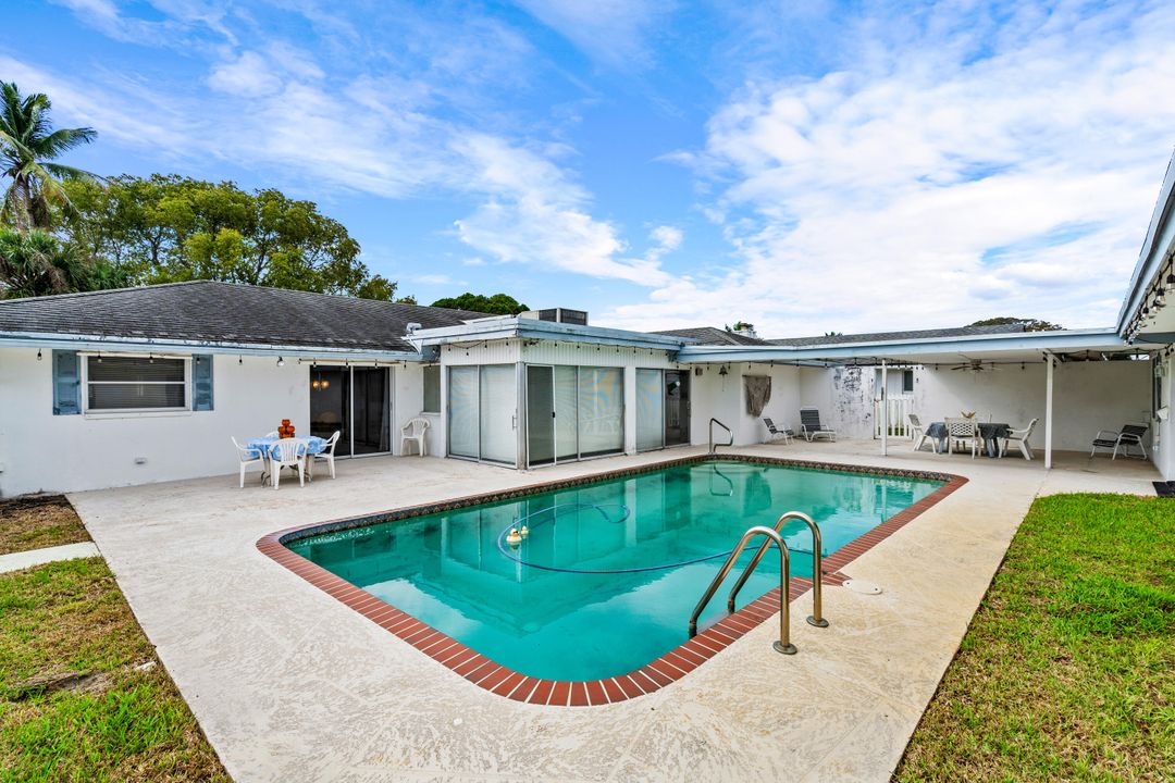 待售: $899,000 (0 贝兹, 0 浴室, 3954 平方英尺)