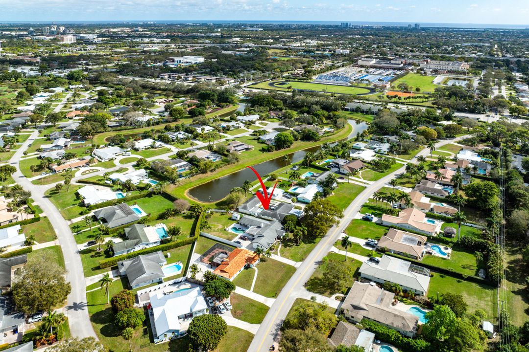 待售: $899,000 (0 贝兹, 0 浴室, 3954 平方英尺)