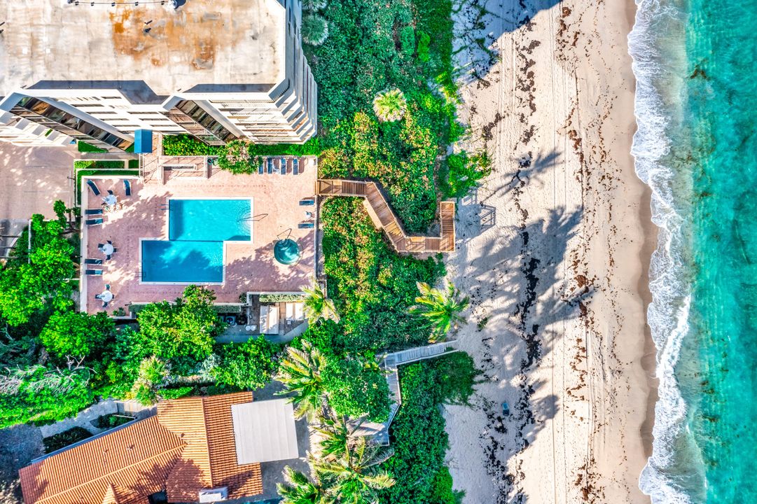 For Sale: $1,399,000 (3 beds, 3 baths, 2650 Square Feet)