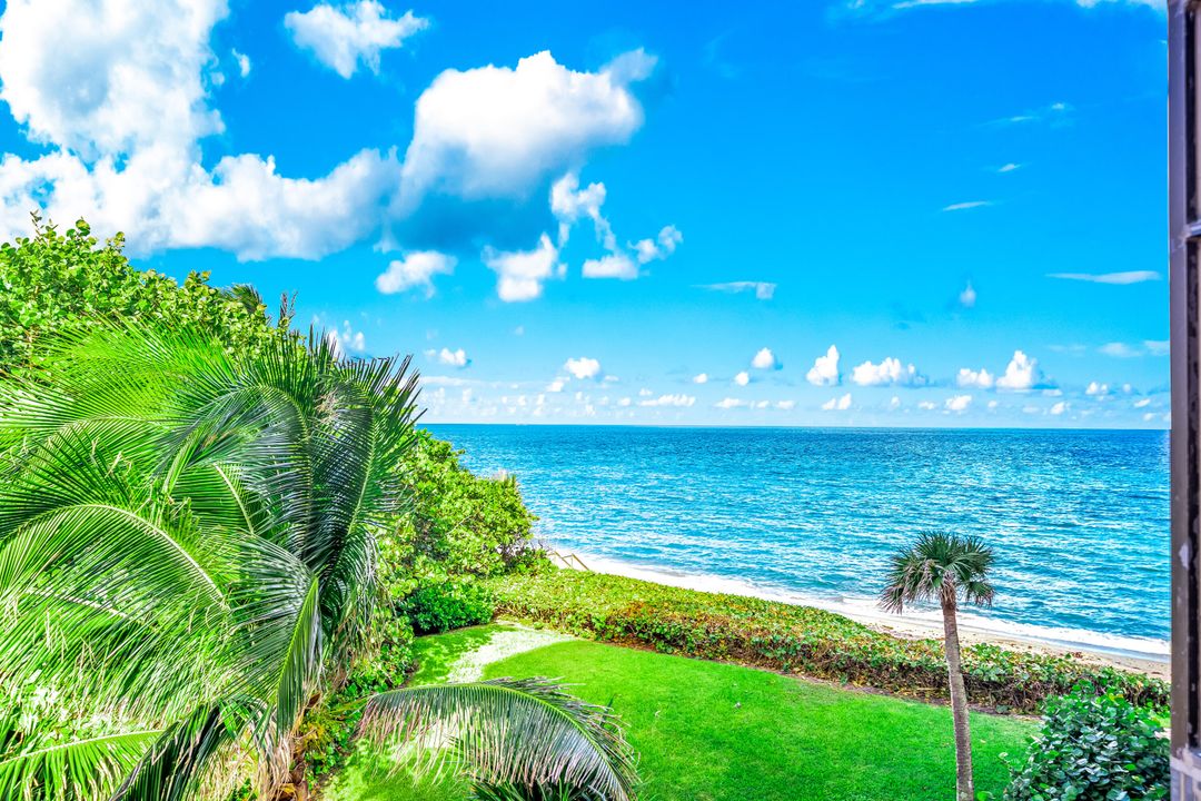 For Sale: $1,399,000 (3 beds, 3 baths, 2650 Square Feet)