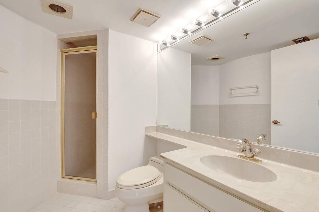 For Sale: $1,399,000 (3 beds, 3 baths, 2650 Square Feet)