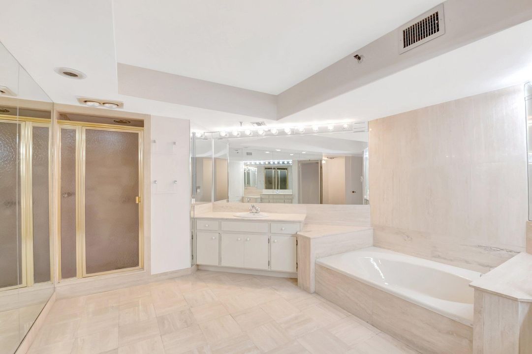 For Sale: $1,399,000 (3 beds, 3 baths, 2650 Square Feet)