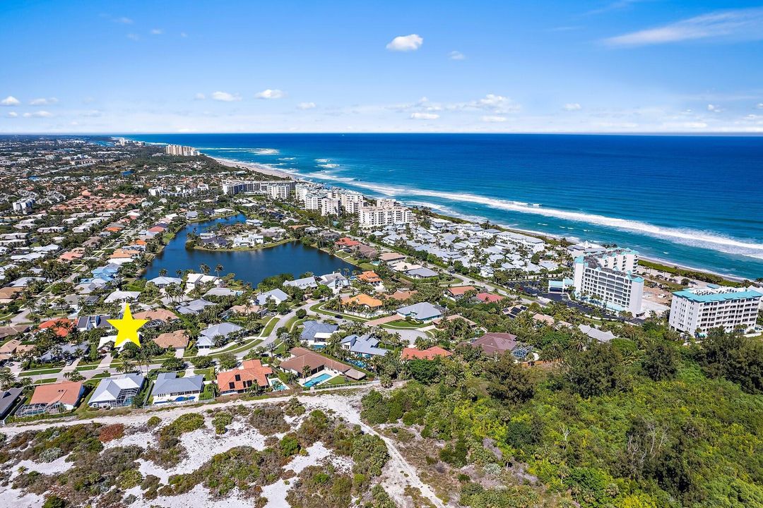 Recently Sold: $2,500,000 (5 beds, 5 baths, 3651 Square Feet)