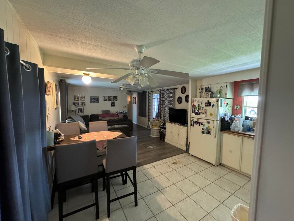 For Sale: $25,000 (2 beds, 2 baths, 1000 Square Feet)