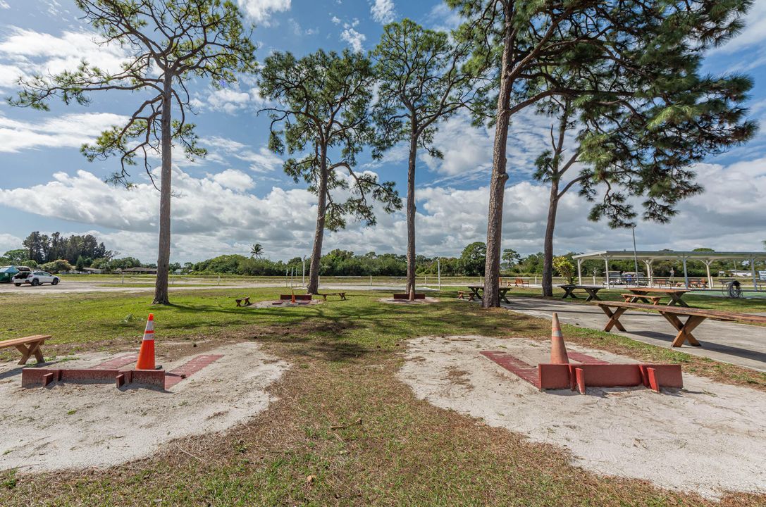 For Sale: $25,000 (2 beds, 2 baths, 1000 Square Feet)