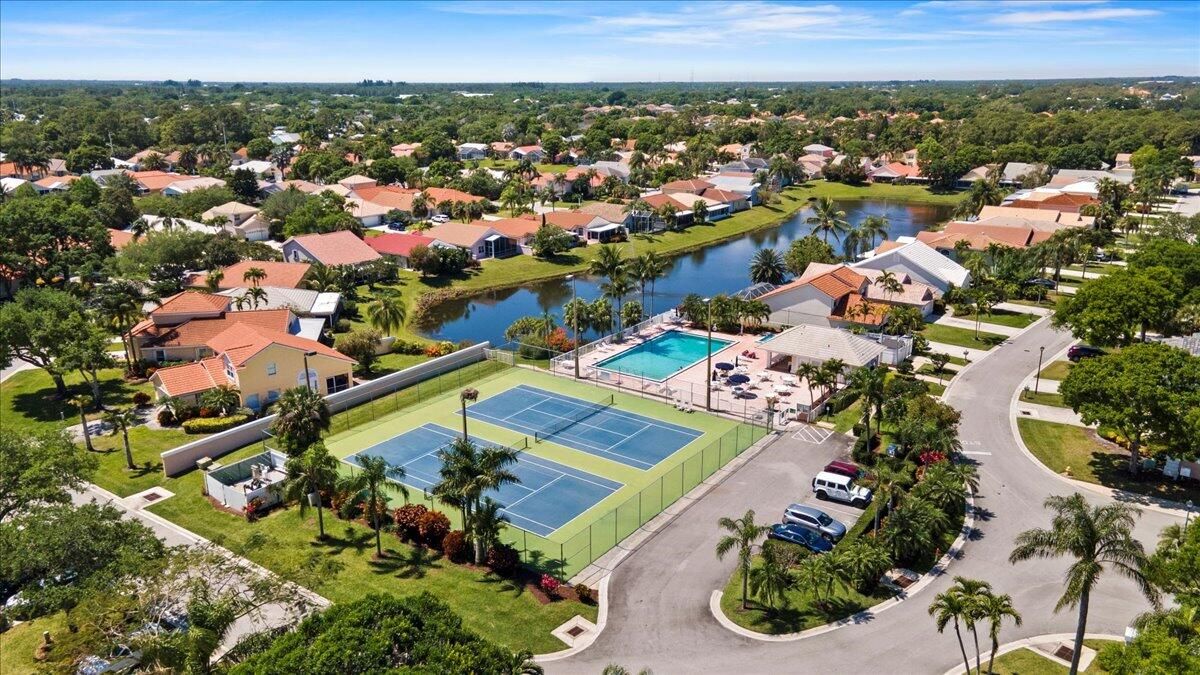 En Venta: $329,500 (2 camas, 2 baños, 1756 Pies cuadrados)