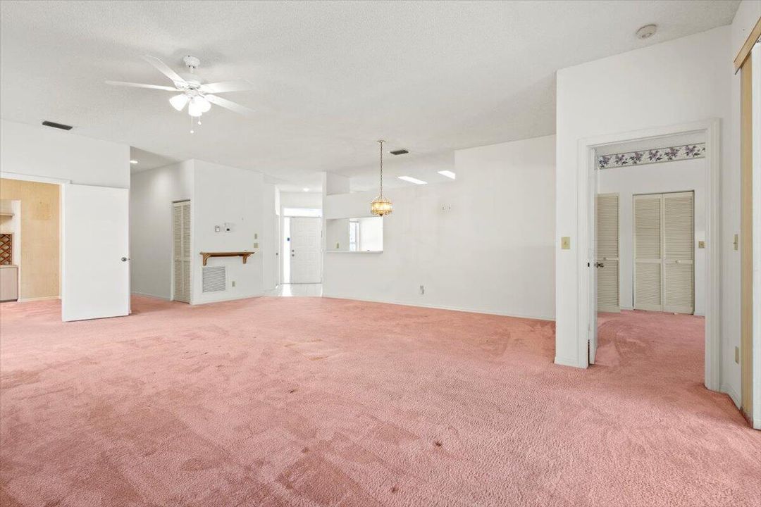 En Venta: $329,500 (2 camas, 2 baños, 1756 Pies cuadrados)