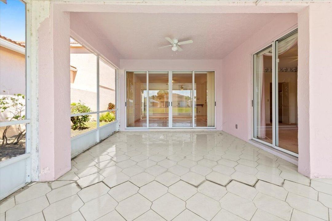 En Venta: $329,500 (2 camas, 2 baños, 1756 Pies cuadrados)