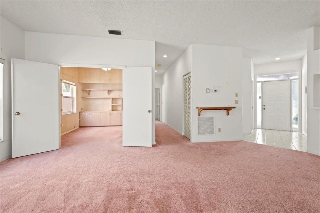 En Venta: $329,500 (2 camas, 2 baños, 1756 Pies cuadrados)