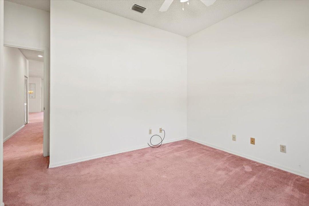 En Venta: $329,500 (2 camas, 2 baños, 1756 Pies cuadrados)