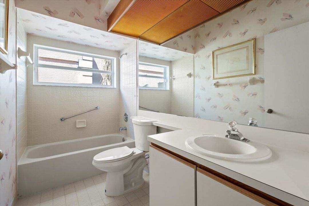 En Venta: $329,500 (2 camas, 2 baños, 1756 Pies cuadrados)