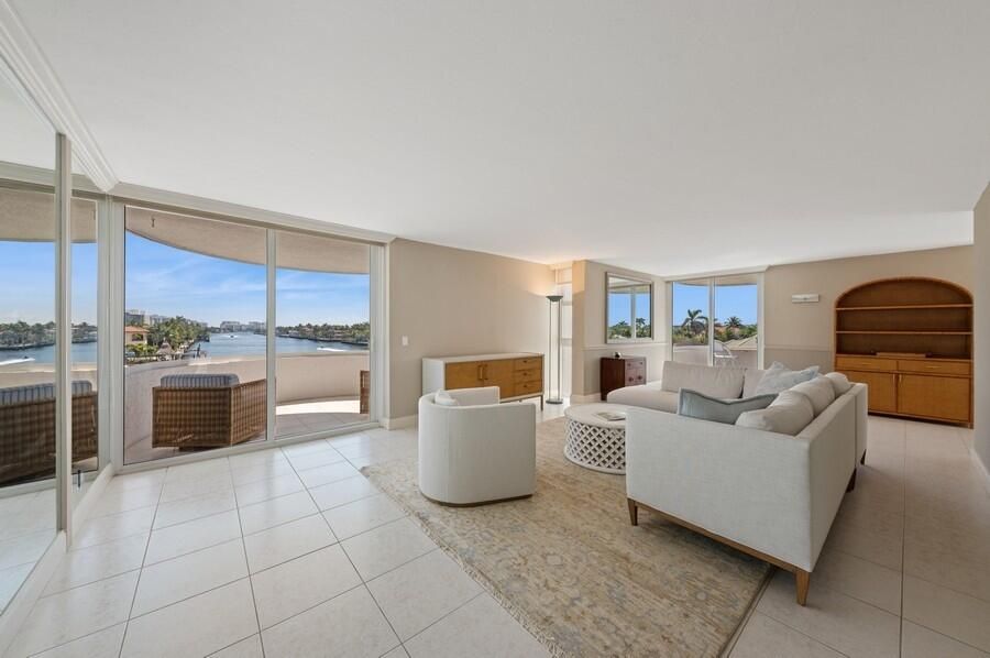 На продажу: $849,000 (2 спален, 2 ванн, 1482 Квадратных фут)