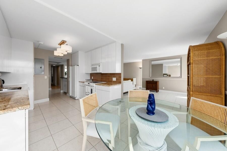 На продажу: $849,000 (2 спален, 2 ванн, 1482 Квадратных фут)