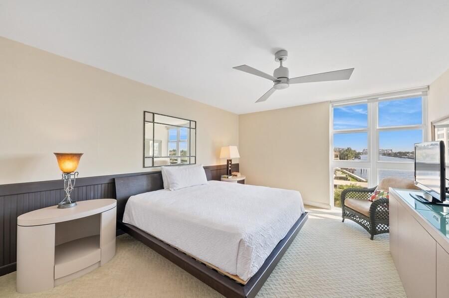 На продажу: $849,000 (2 спален, 2 ванн, 1482 Квадратных фут)