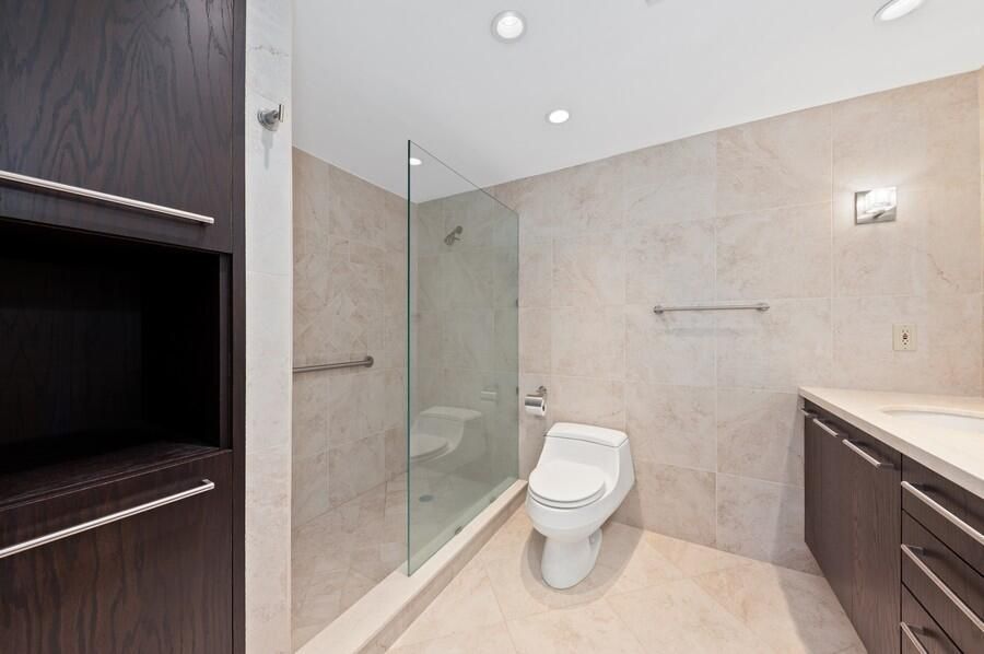 На продажу: $849,000 (2 спален, 2 ванн, 1482 Квадратных фут)