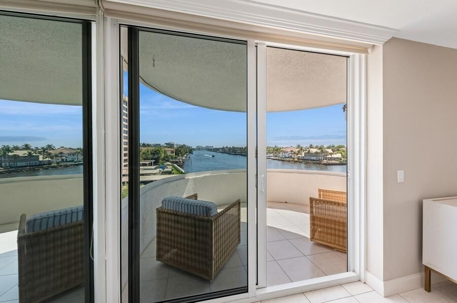 На продажу: $849,000 (2 спален, 2 ванн, 1482 Квадратных фут)