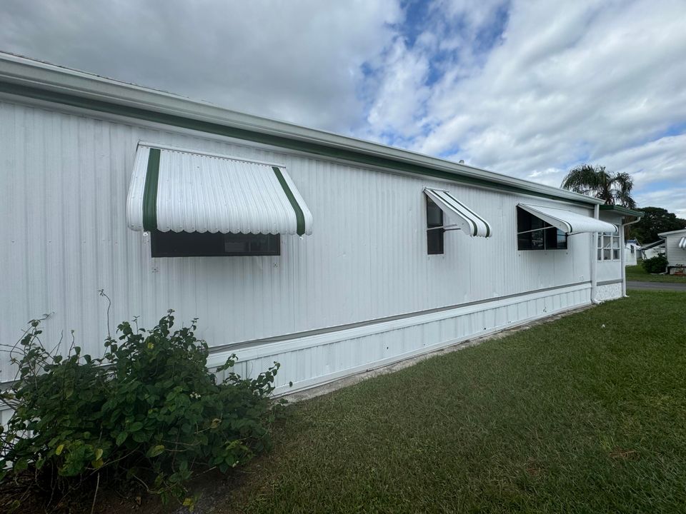 For Sale: $42,000 (2 beds, 2 baths, 1200 Square Feet)