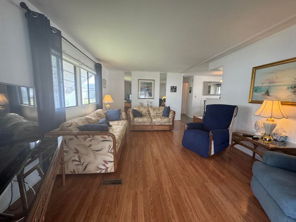 For Sale: $42,000 (2 beds, 2 baths, 1200 Square Feet)