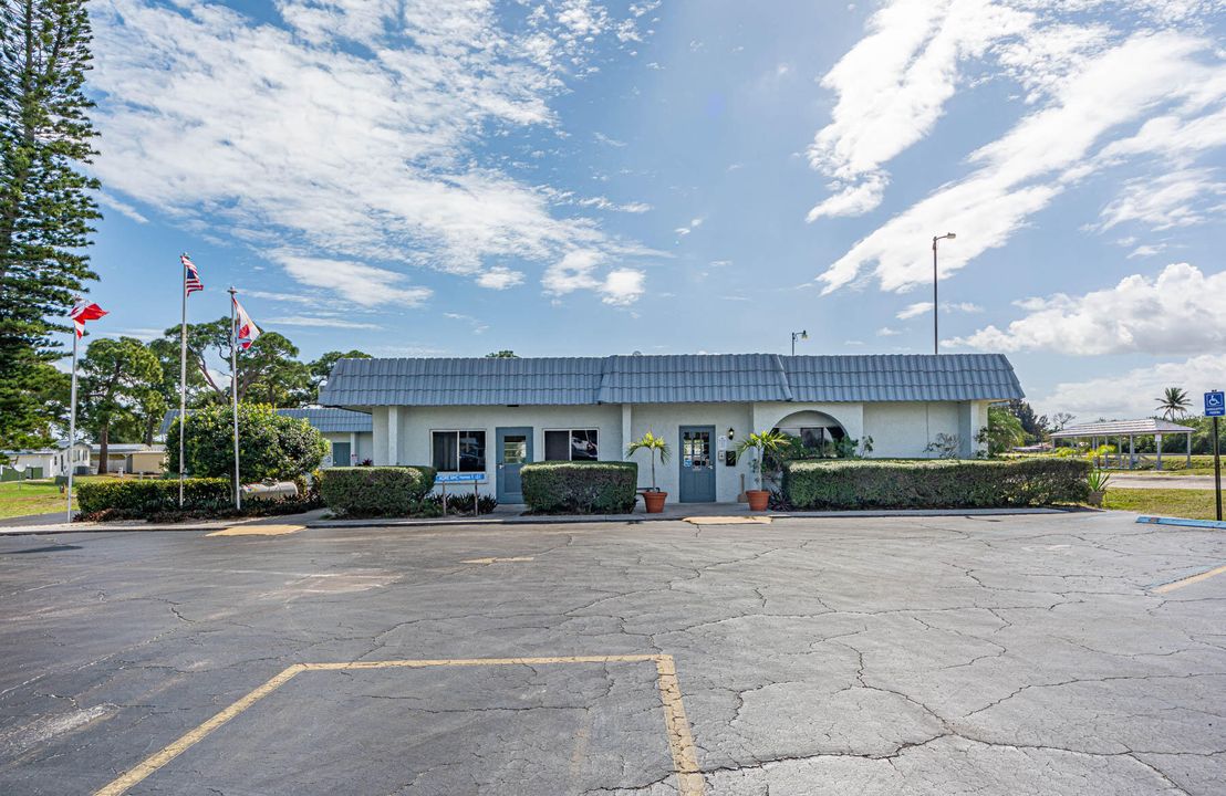 For Sale: $42,000 (2 beds, 2 baths, 1200 Square Feet)