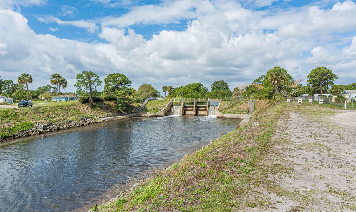 For Sale: $42,000 (2 beds, 2 baths, 1200 Square Feet)