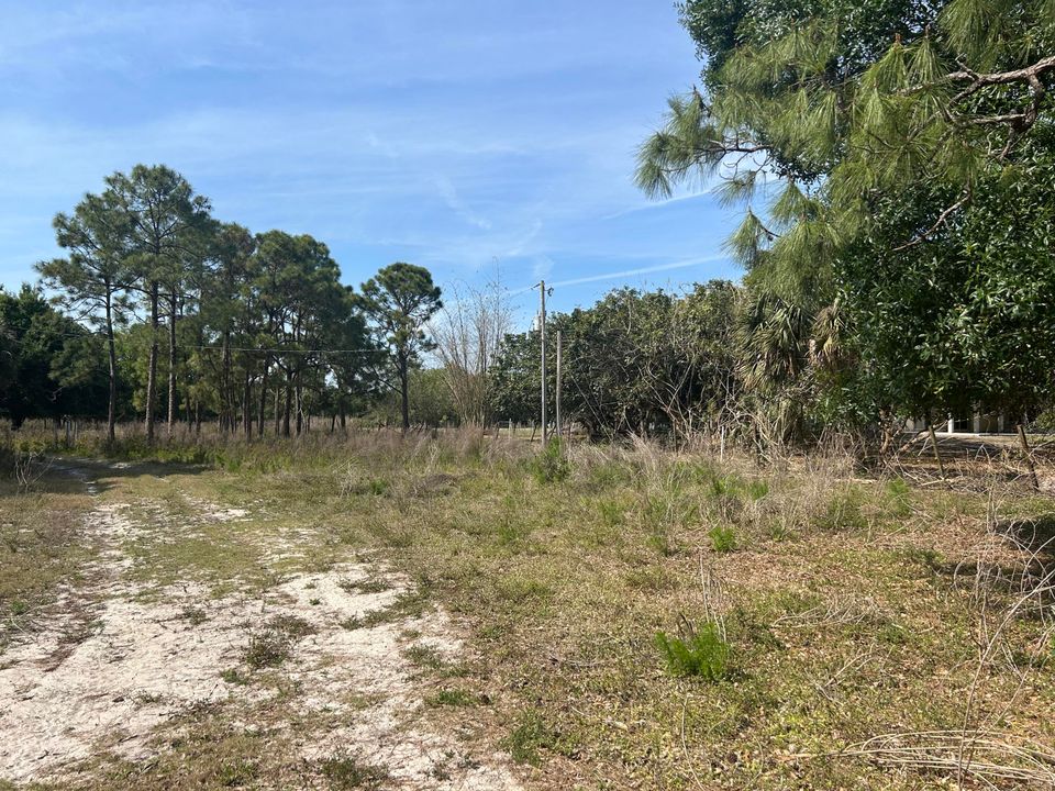 Activo con contrato: $635,000 (1 camas, 1 baños, 2144 Pies cuadrados)