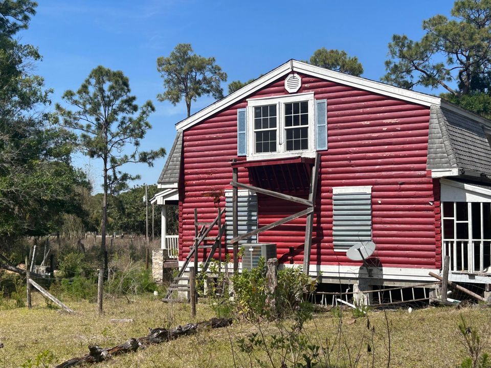 Activo con contrato: $635,000 (1 camas, 1 baños, 2144 Pies cuadrados)