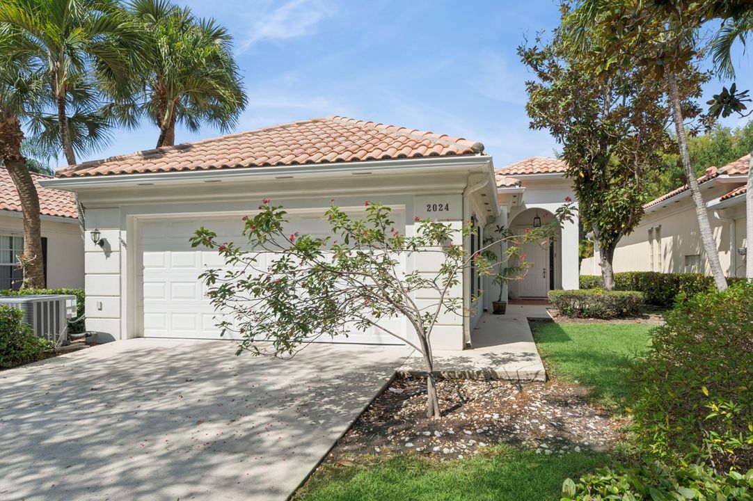 Recently Sold: $685,000 (3 beds, 2 baths, 1711 Square Feet)