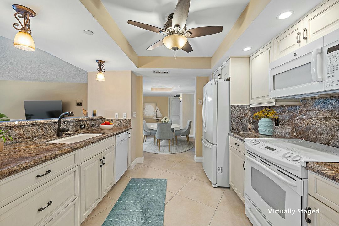 En Venta: $990,000 (2 camas, 2 baños, 1468 Pies cuadrados)