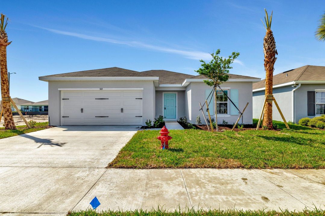 Недавно продано: $342,900 (3 спален, 2 ванн, 1302 Квадратных фут)