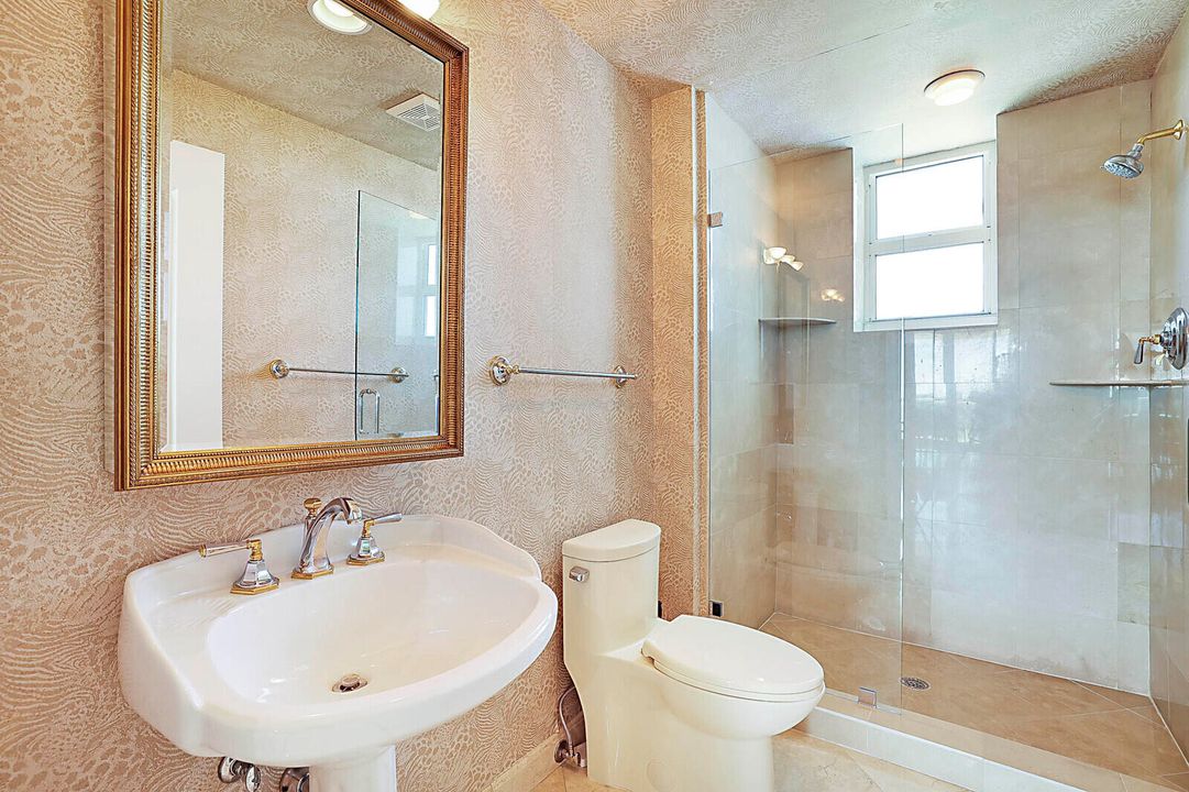 Active With Contract: $1,795,000 (3 beds, 3 baths, 2254 Square Feet)