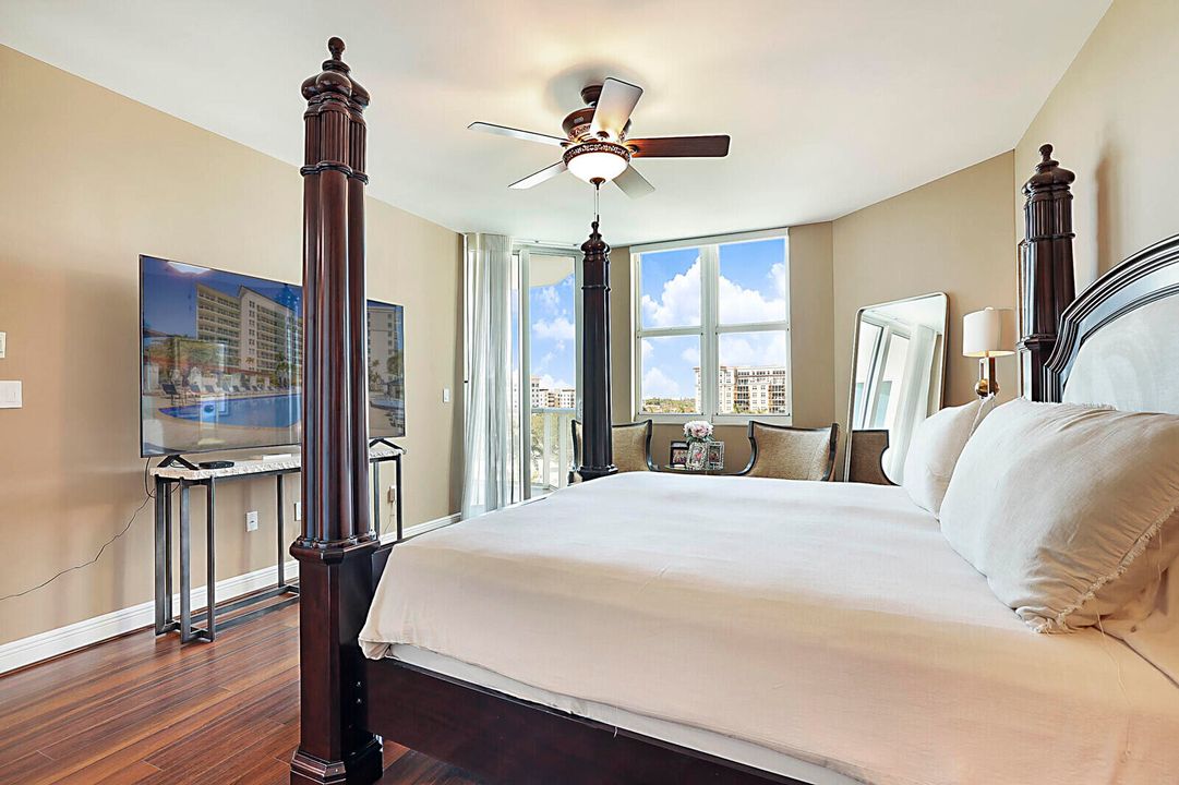 Active With Contract: $1,795,000 (3 beds, 3 baths, 2254 Square Feet)