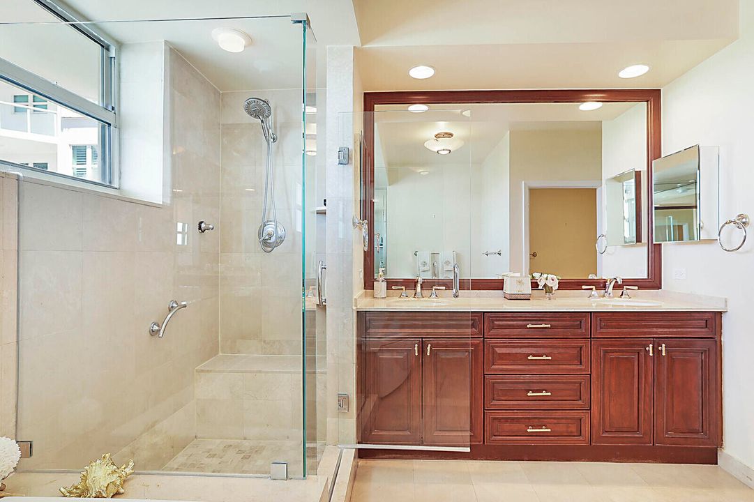 Active With Contract: $1,795,000 (3 beds, 3 baths, 2254 Square Feet)